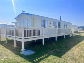 Lakeside View - 3 Bedroom caravan